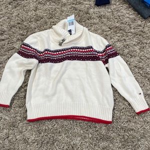 Boys Tommy Hilfiger size 5 sweater nwt